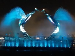 Foto: Ada Crane Bisa Menari di Singapura