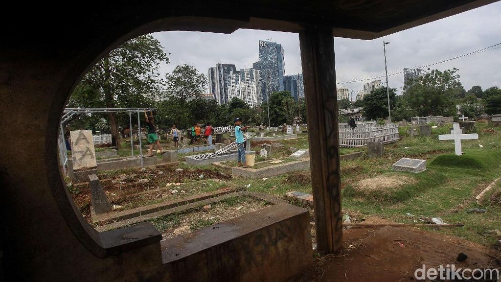 Cerianya Anak-anak di Ibu Kota Bermain Layang-layang Cerianya Anak-anak di Ibu Kota Bermain Layang-layang