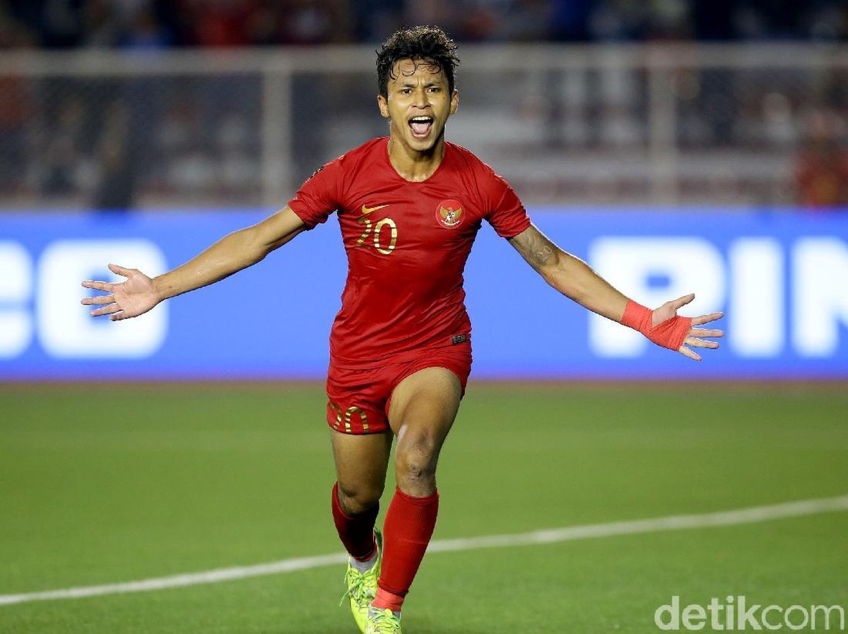 Penyerang Timnas Indonesia U-22, Osvaldo Haay, merayakan golnya ke gawang Myanmar di semifinal SEA Games 2019. Pemain 21 tahun itu menyamai jumlah gol Kurniawan Dwi Yulianto. (Foto: Grandyos Zafna/detikSport)