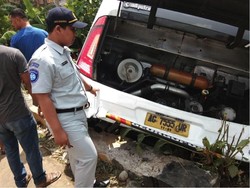 Korban Kecelakaan Bus Rombongan Guru di Blitar Dijamin Jasa Raharja