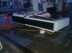 Hujan Angin Melanda Purworejo, Baliho Hingga Pompa SPBU Roboh