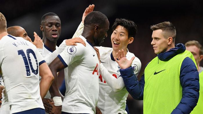 Tottenham Hotspur menang telak 5-0 atas Burnley. (Foto: Justin Setterfield/Getty Images) Tottenham Hotspur menang telak 5-0 atas Burnley. (Foto: Justin Setterfield/Getty Images)