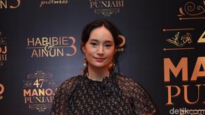 Gaya Memukau Tatjana Saphira