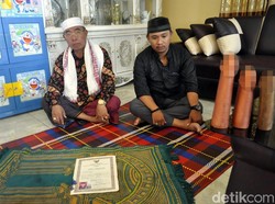 Terpopuler Akhir Pekan: Mak Irot dan Kompetitifnya Jasa Permak Mr P