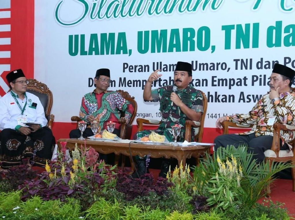 Di Depan Ulama-Umara, Panglima: Tugas TNI Jaga Stabilitas Keamanaan Negara Di Depan Ulama-Umara, Panglima: Tugas TNI Jaga Stabilitas Keamanaan Negara