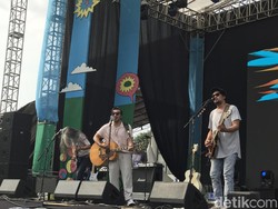 Akhir Tahun Ditemani Naif di Sini