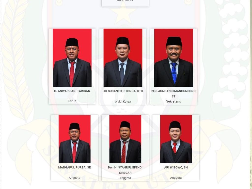 Duh! Wajah Ketua Komisi D Tertukar di Website DPRD Sumut Duh! Wajah Ketua Komisi D Tertukar di Website DPRD Sumut