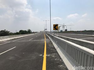 Tilang Elektronik Akan Diterapkan di Tol Layang Jakarta-Cikampek Tilang Elektronik Akan Diterapkan di Tol Layang Jakarta-Cikampek