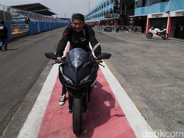 Gading Marten Bikin Indonesia CBR Race Day Makin Meriah