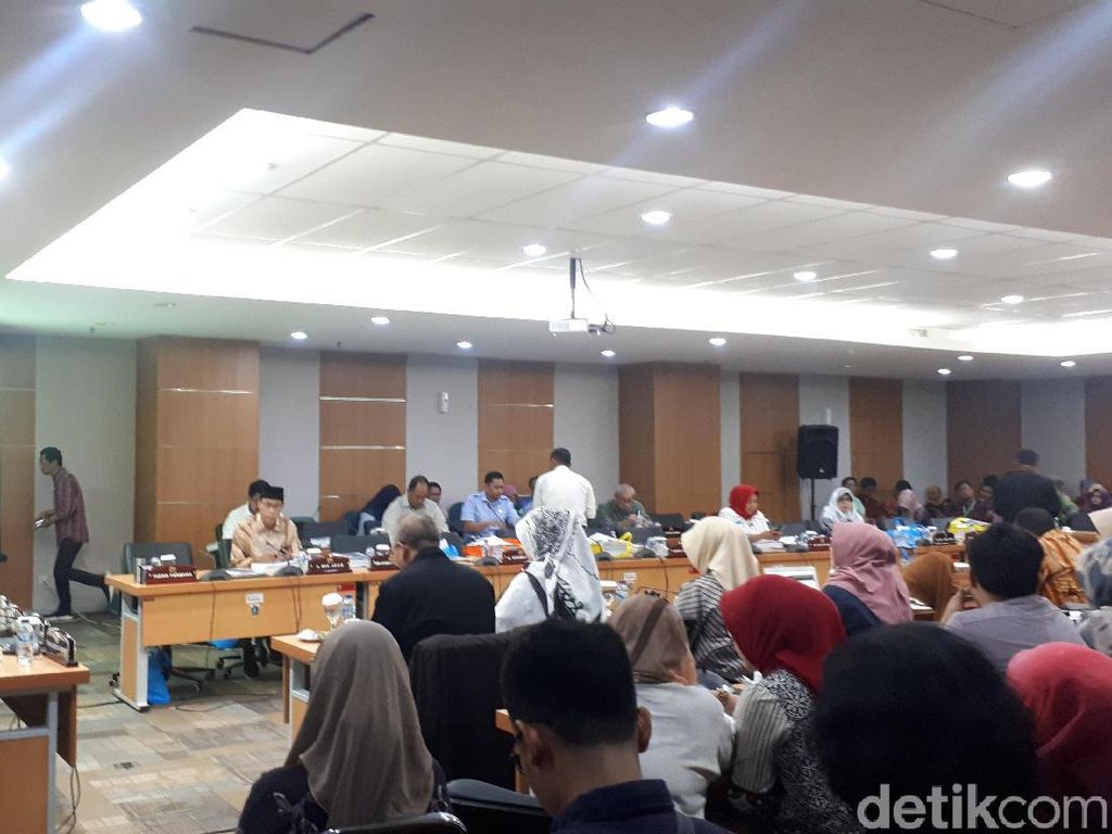 Rapat Anggaran di Akhir Pekan, Komisi E DPRD DKI: Kita Kejar Tayang Rapat Anggaran di Akhir Pekan, Komisi E DPRD DKI: Kita Kejar Tayang