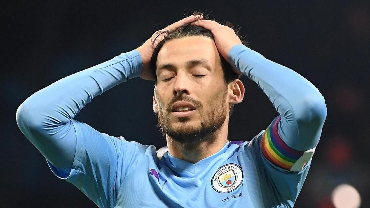 Lazio gagal mendapatkan David Silva. (Foto: Michael Regan / Getty Images)