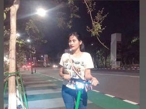 Kabar Selebgram Desy Nurhakiki yang Meninggal Dunia di Usia Muda Kabar Selebgram Desy Nurhakiki yang Meninggal Dunia di Usia Muda