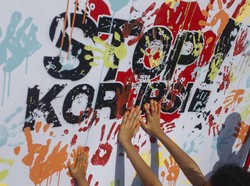 Ironi Dramaturgi Korupsi