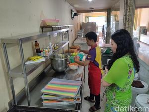 Kisah Bolu Gulung Durian yang Diciptakan Pencinta Durian Kisah Bolu Gulung Durian yang Diciptakan Pencinta Durian