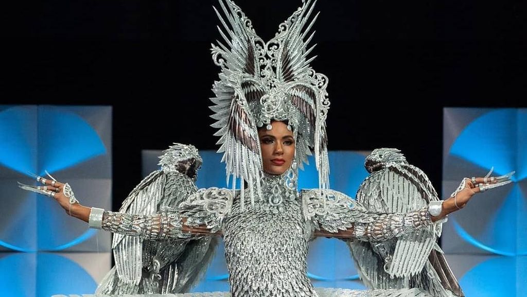 Foto: Kostum Nasional Filipina di Miss Universe 2019 yang Kontroversial