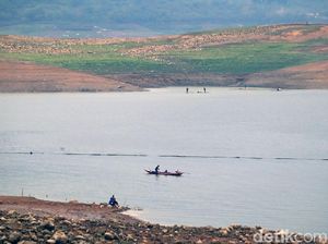 Cerita Penyidik KPK Dapat Teror Mistis Saat Tinjau Bendungan Jatiluhur Cerita Penyidik KPK Dapat Teror Mistis Saat Tinjau Bendungan Jatiluhur