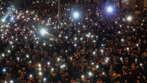 Lautan Manusia di Aksi Peringatan 6 Bulan Demo Hong Kong