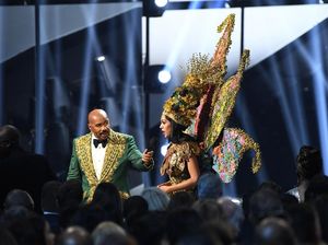 Kemenangan Kostum Nasional Malaysia di Miss Universe 2019 Dibatalkan Kemenangan Kostum Nasional Malaysia di Miss Universe 2019 Dibatalkan