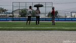Melihat Pembangunan Lapangan Sepakbola Muara Angke