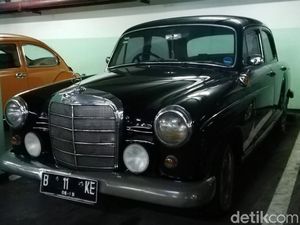 Parkiran Apartemen Tanah Abang Sesak Mobil Klasik