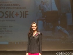 Atiqah Hasiholan Jadi Duta HIV-AIDS, Fokus Cegah Penularan pada Ibu dan Anak