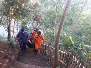 Pelajar SMP Tewas Tenggelam Saat Main di Curug Gondoriyo Semarang