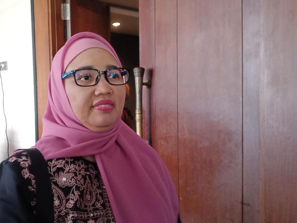Siswi SMP di Solo Dikeluarkan karena Kirim Ucapan Ultah, KPAI: Berlebihan Siswi SMP di Solo Dikeluarkan karena Kirim Ucapan Ultah, KPAI: Berlebihan