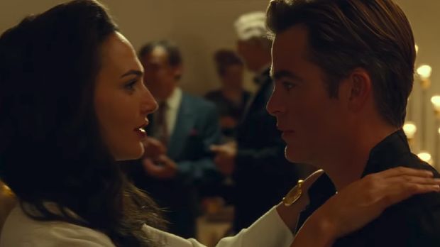 Diana dan Steve Trevor di trailer WW84