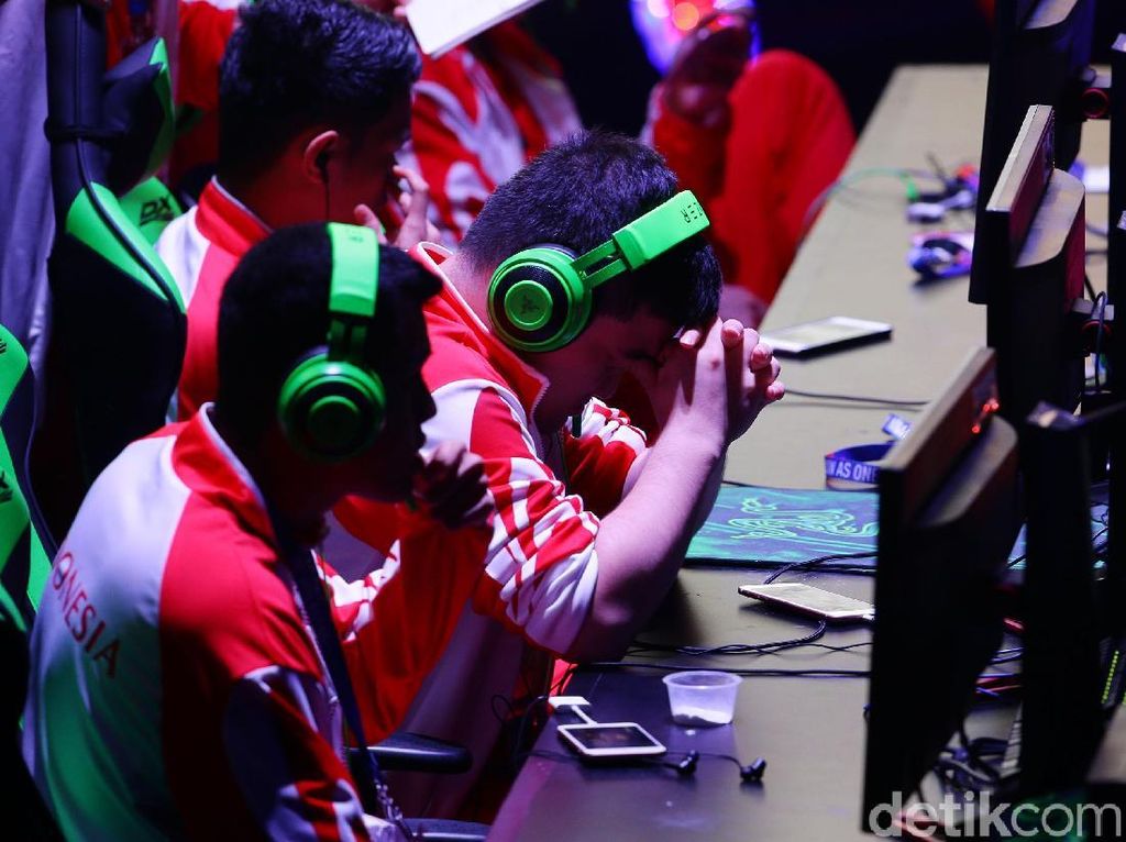 Esports Mobile Legends Indonesia Raih Perak SEA Games Esports Mobile Legends Indonesia Raih Perak SEA Games