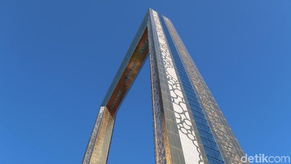 Potret Dubai dari Bingkai Foto Terbesar Dunia