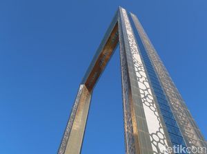 Potret Dubai dari Bingkai Foto Terbesar Dunia Potret Dubai dari Bingkai Foto Terbesar Dunia