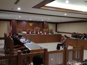 Taswin Beberkan 4 Kali Pemberian Uang ke Eks Dirkeu AP II Lewat Sopir Taswin Beberkan 4 Kali Pemberian Uang ke Eks Dirkeu AP II Lewat Sopir