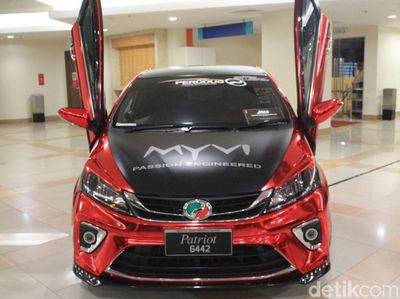 Kembaran Sirion di Malaysia Pakai Pintu ala Lamborghini