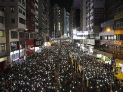 Video: Tren Aksi Damai di Hong Kong