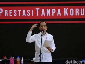 Kini Absen, Begini Momen Jokowi Saat Hadiri Hari Antikorupsi Bersama KPK Kini Absen, Begini Momen Jokowi Saat Hadiri Hari Antikorupsi Bersama KPK
