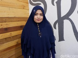 Tika Ramlan Wujudkan Mimpi Punya Lagu Religi