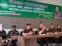Kajati Cerita Lihat Warga Banten Hidup Miskin Padahal Banyak Pembangunan
