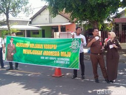 Peringati Hari Antikorupsi, Kejari Ponorogo Beri Pendidikan Pencegahan