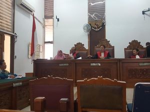 Berkas Belum Lengkap, Sidang Mentan Vs Tempo Kembali Ditunda Berkas Belum Lengkap, Sidang Mentan Vs Tempo Kembali Ditunda