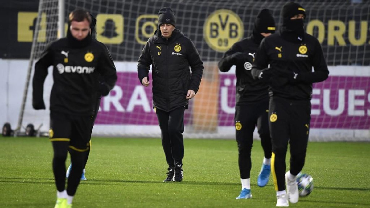 Borussia Dortmund akan menghadapi laga hidup-mati melawan Slavia Praha di Liga Champions (Foto: INA FASSBENDER / AFP)