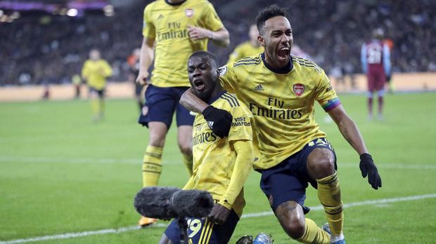 Arsenal punya peluang untuk menjegal Manchester City.