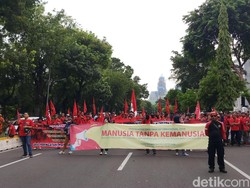 Peringati Hari HAM Internasional, Mahasiswa-Buruh Demo di Depan Istana