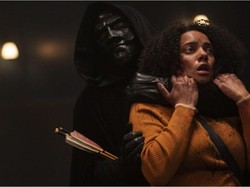 Saat Natal Menjadi Momen Menegangkan Bagi Sekelompok Remaja Wanita