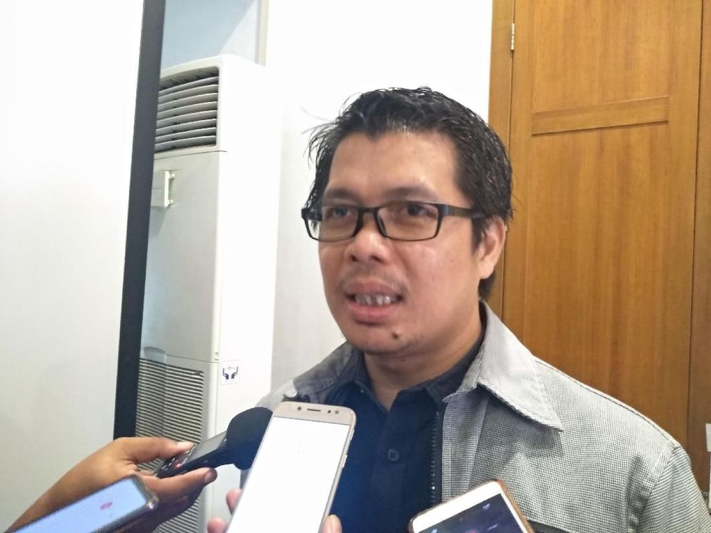 Jokowi Bicara Hukum Mati Koruptor, Setara Sindir Grasi Annas Maamun Jokowi Bicara Hukum Mati Koruptor, Setara Sindir Grasi Annas Maamun