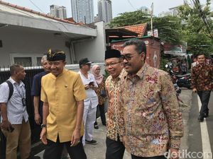 Pimpinan MPR Temui Ketua Parisada Hindu Dharma Indonesia