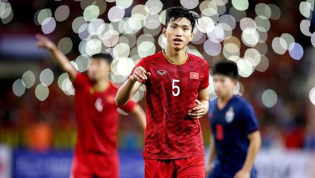Doan Van Hau menjadi momok Timnas Indonesia U-22 di final SEA Games 2019 dengan mencetak dua gol, serta membuat Evan Dimas cedera.