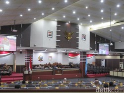 F-Golkar DPRD Sulsel Temukan Banyak Jalan Provinsi yang Rusak