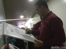 Ada TGUPP Rangkap Jabatan, Anies: Kita Lihat Aturan Saja