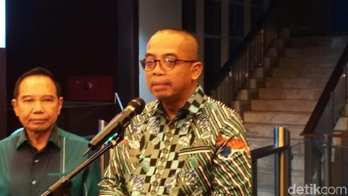 Dirjen Pajak Suryo Utomo kumpulkaan pengusaha Dirjen Pajak Suryo Utomo kumpulkaan pengusaha