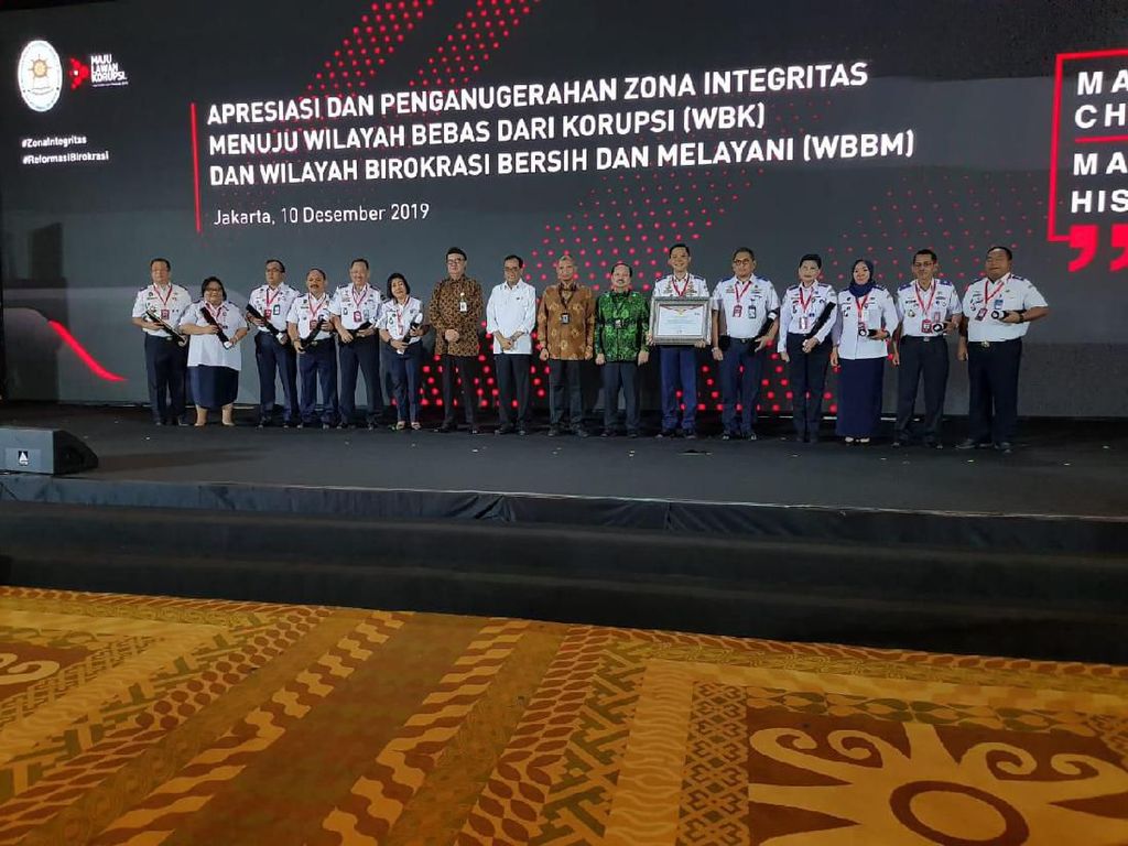 Kemenhub Raih Award Zona Integritas, Didominasi Ditjen Perhub Laut Kemenhub Raih Award Zona Integritas, Didominasi Ditjen Perhub Laut